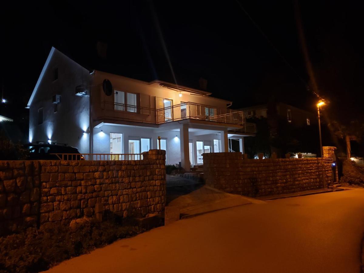 Waterfront Apartment Petrovina Kotor Luaran gambar