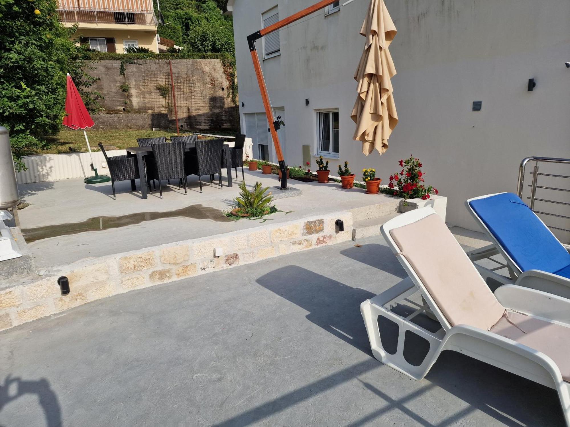 Waterfront Apartment Petrovina Kotor Luaran gambar